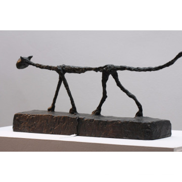 escultura de gato giacometti